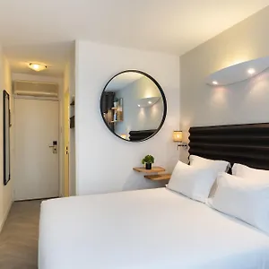 Chromatics Hotel