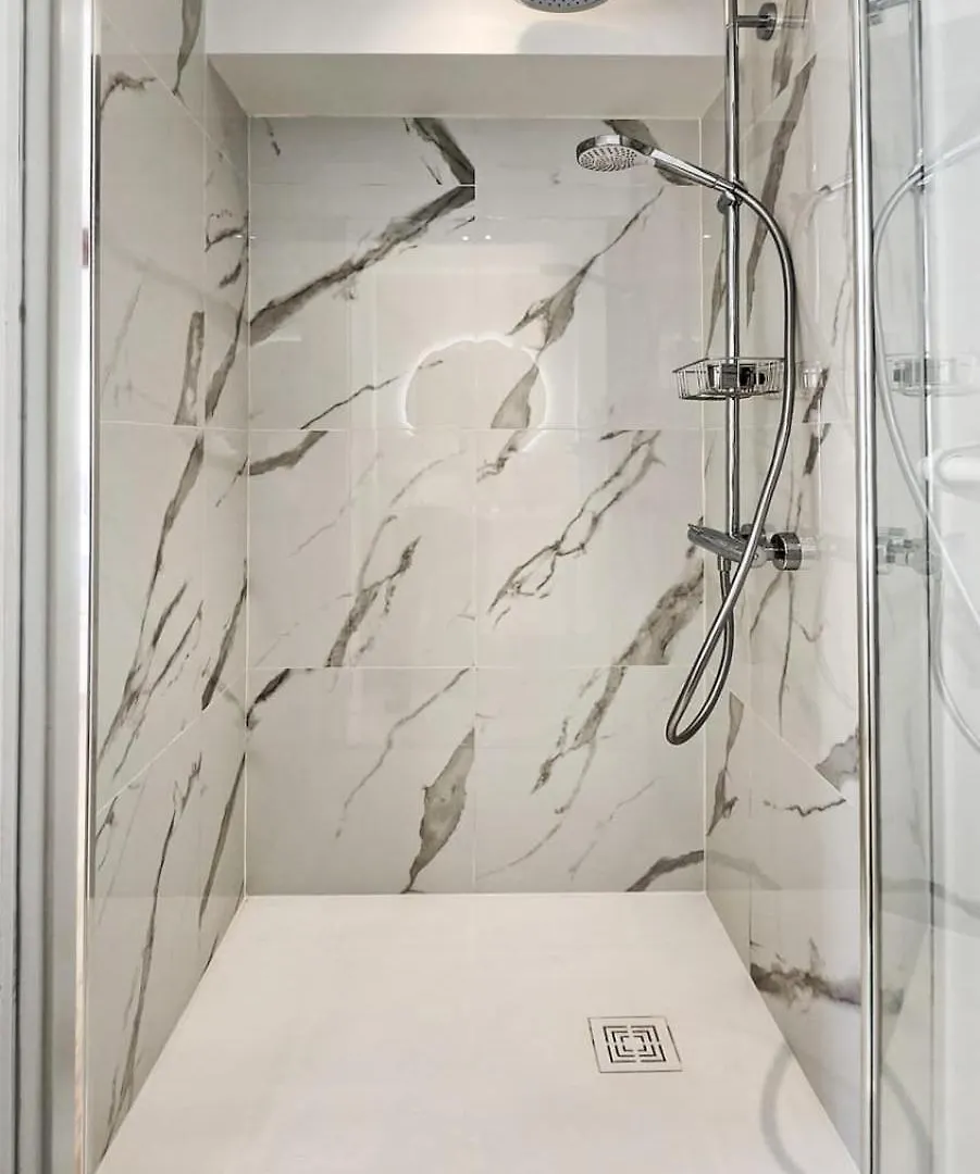 Sublime Joannes Apartment Lyon France